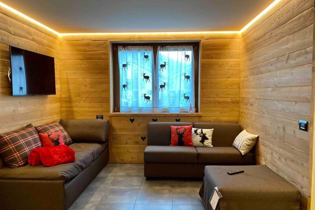 La Petite Maison D'Erika Аоста Екстер'єр фото