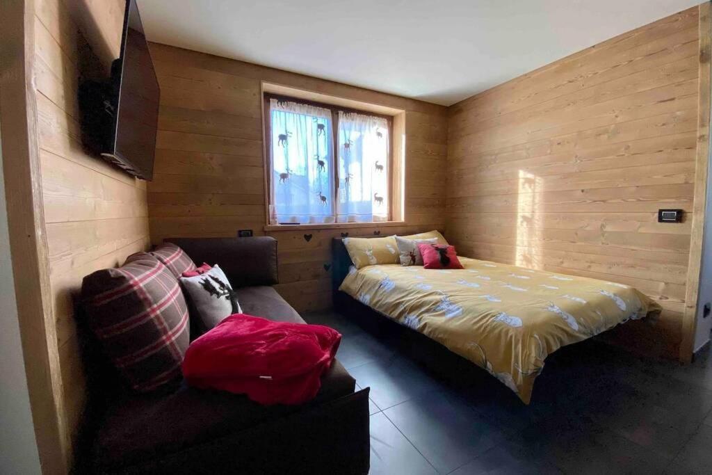 La Petite Maison D'Erika Аоста Екстер'єр фото