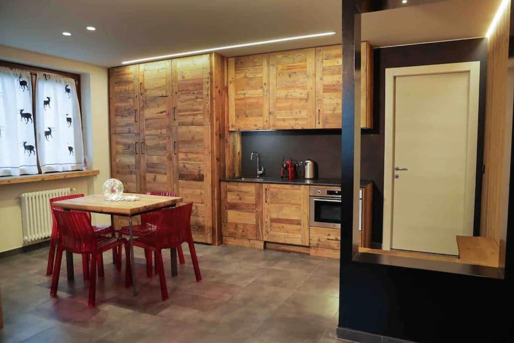La Petite Maison D'Erika Аоста Екстер'єр фото