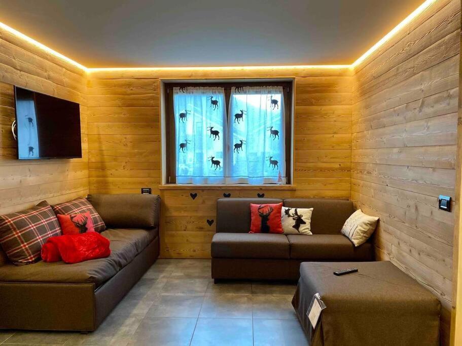 La Petite Maison D'Erika Аоста Екстер'єр фото